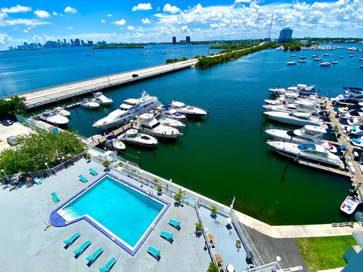 Premium Modern Waterfront Apartment With Miami Skyline View On The Bay 5 Mins Drive To Miami Beach With Free Parking Exteriér fotografie
